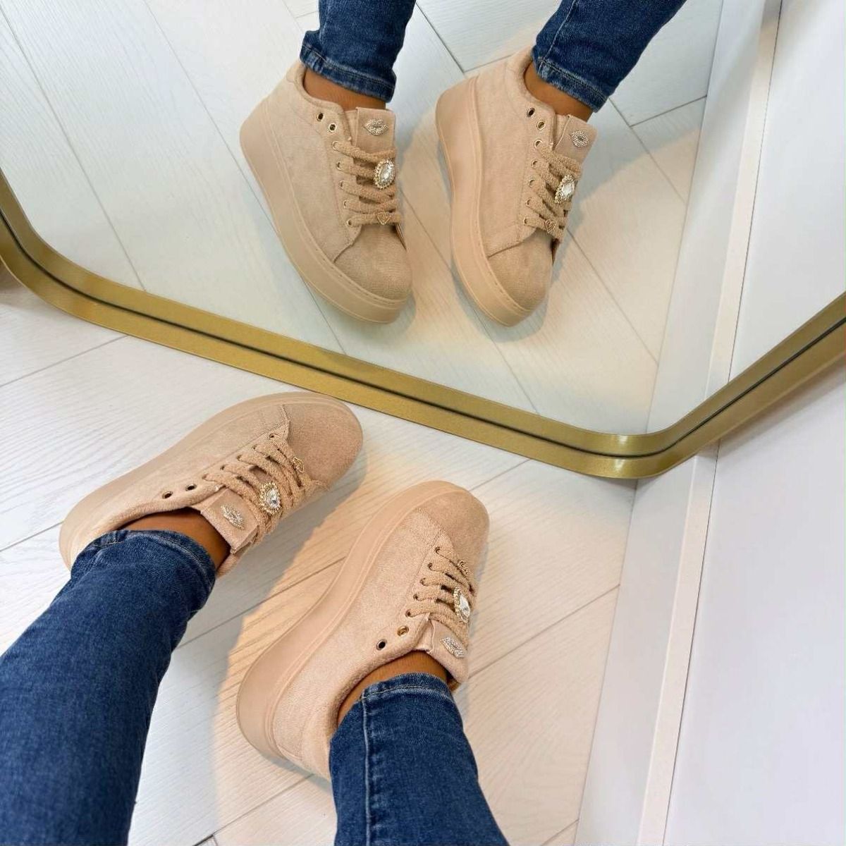 Baskets à lacets tellement confortables