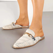 Babouche plates et argentées avec fil métallique et boucle