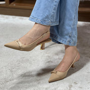 Escarpins Slingback Noirs à Bout Pointu et Boucle Dorée