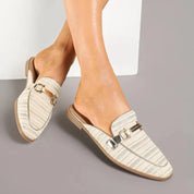 Babouche plates et argentées avec fil métallique et boucle