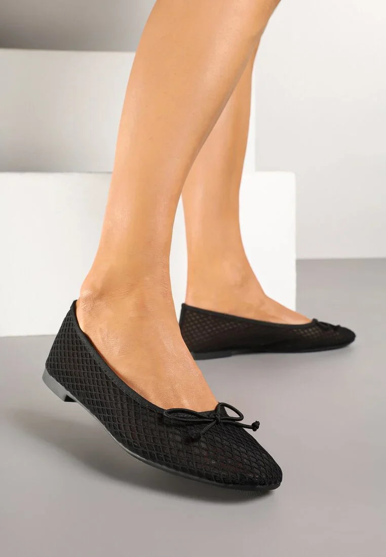 Ballerines en maille ornées
