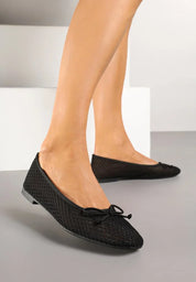 Ballerines en maille ornées