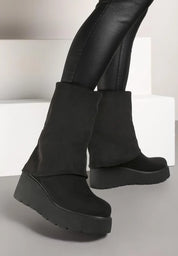 Bottines en daim à revers et talon compensé