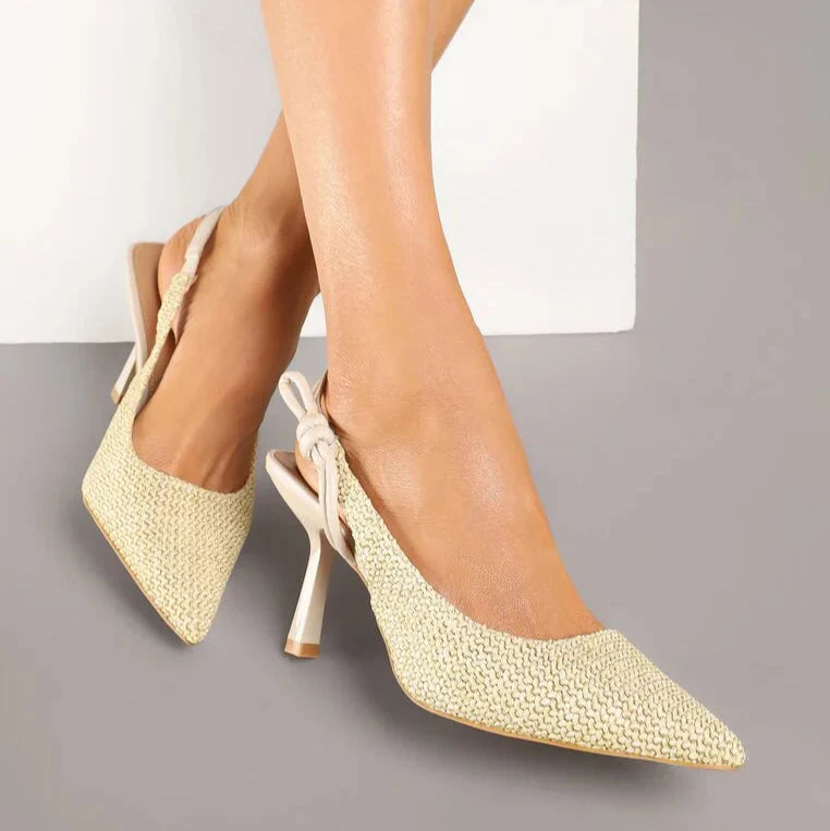Escarpin à talons aiguilles et bride arrière en tissu tissé