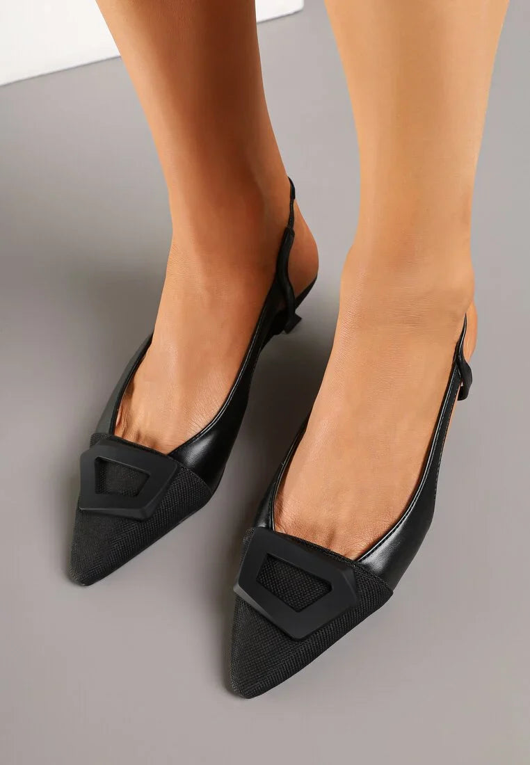 Escarpin noires à bride arrière avec talon canard et boucle
