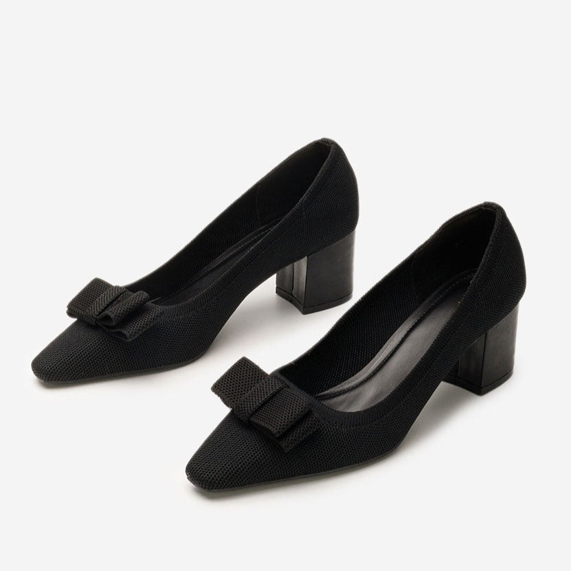 Escarpins à talons bas avec nœud décoratif et doublure en cuir écologique