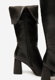 Bottes à talons hauts