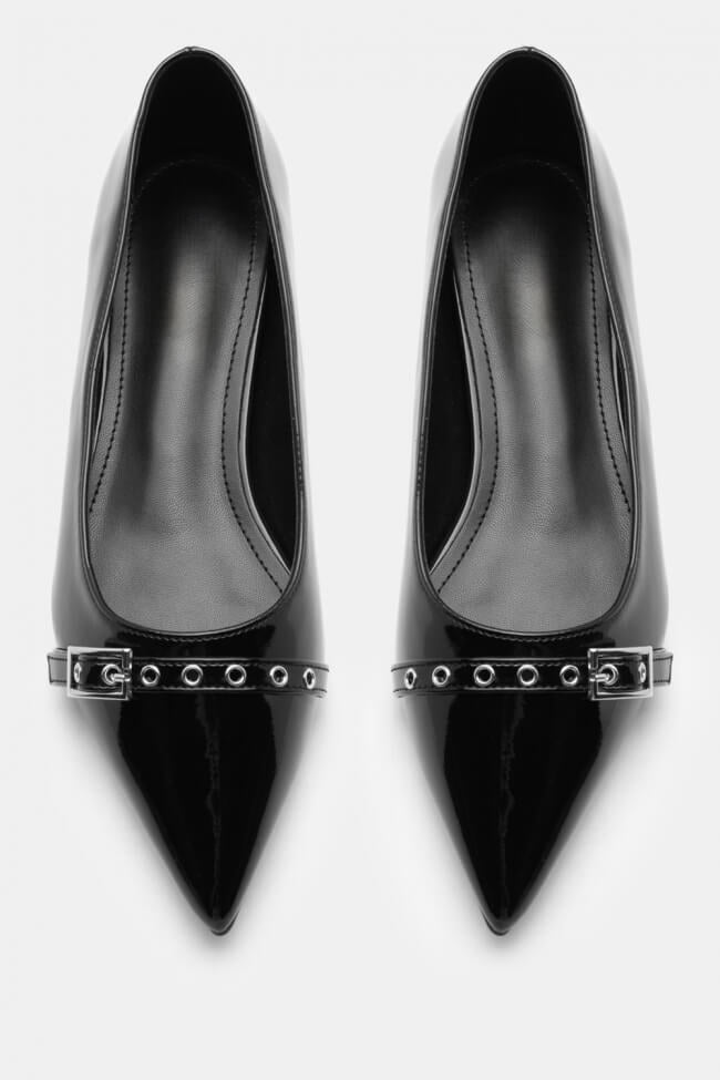 Ballerines à talons à lanières