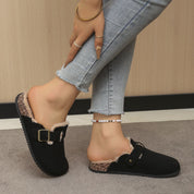 Sabots fourrés à boucle