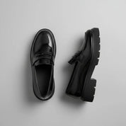 Mocassins à plateforme en cuir verni noir