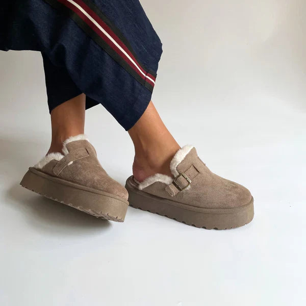 Sabot à plateforme en fourrure douce