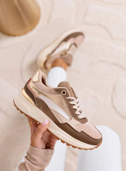 Baskets Boue Et Or Avec Détails Métalliques Et Semelle Plateforme