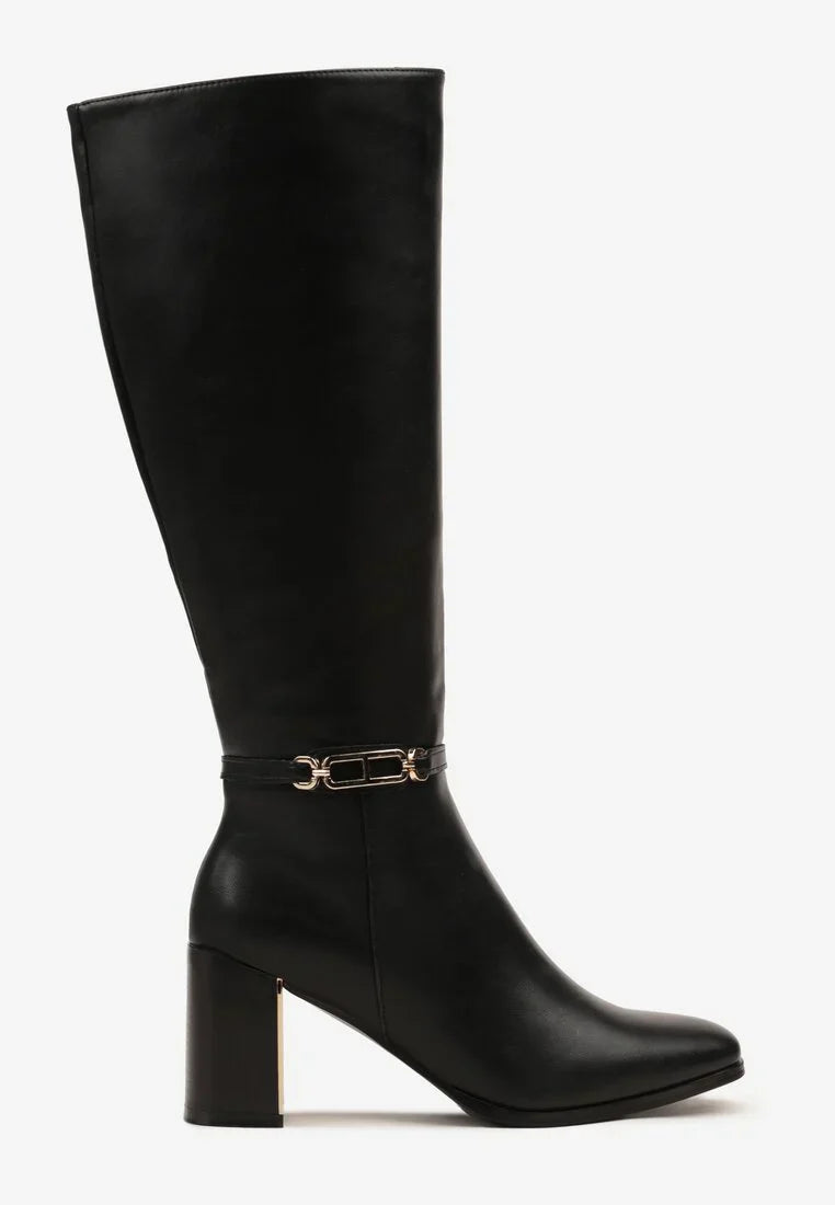 Bottines  avec applications décoratives sur la tige