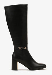 Bottines  avec applications décoratives sur la tige