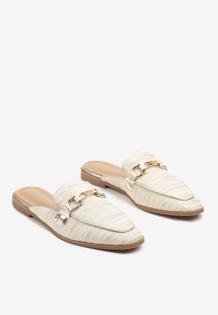 Babouche plates et argentées avec fil métallique et boucle