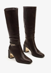 Bottines  avec applications décoratives sur la tige