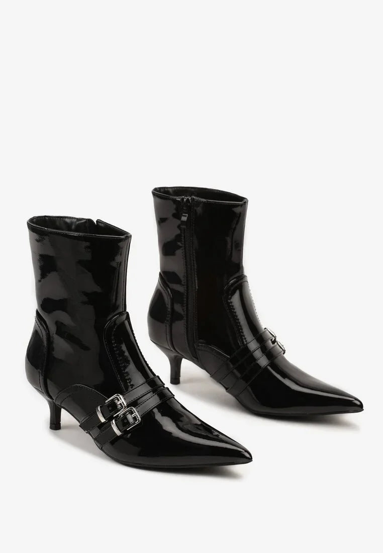 Demi bottes à talons aiguilles avec bouts pointus et boucles