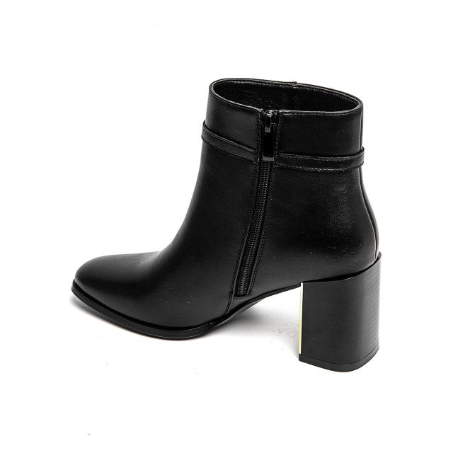 Demi bottes allient élégance et modernité