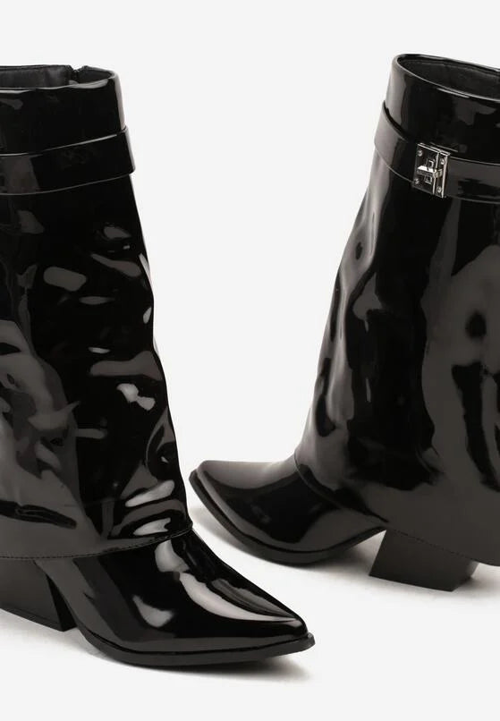 Demi bottes femme noires à revers avec lanière dorée et talon carré