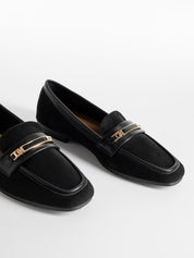 Mocassins en daim avec boucle discrète