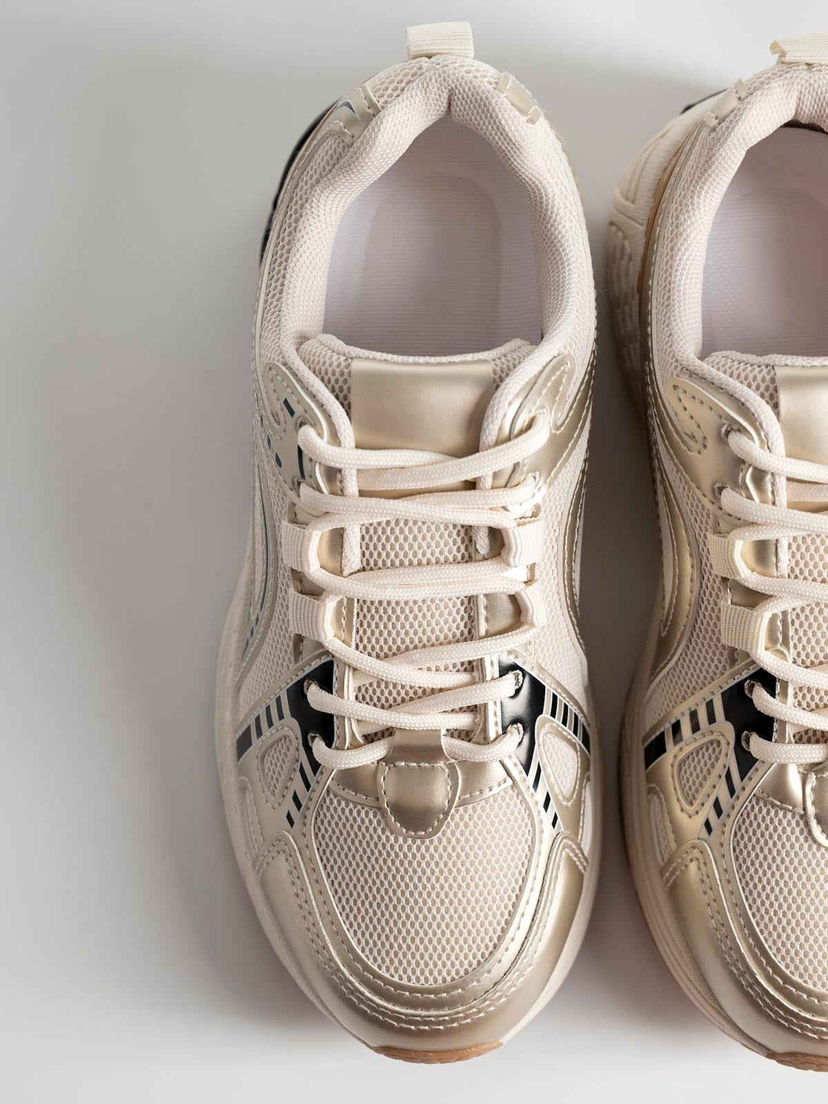 Baskets style running