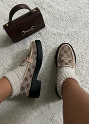 Mocassins plats pour femme avec chaîne doré