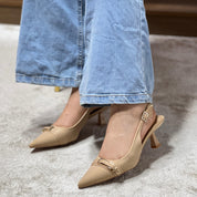 Escarpins Slingback Noirs à Bout Pointu et Boucle Dorée