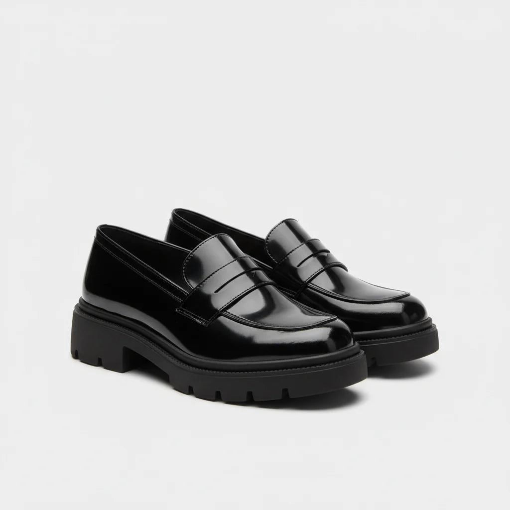 Mocassins à plateforme en cuir verni noir