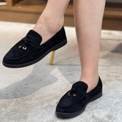 Mocassins Noirs en Suédine avec Détail Doré
