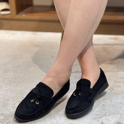 Mocassins Noirs en Suédine avec Détail Doré