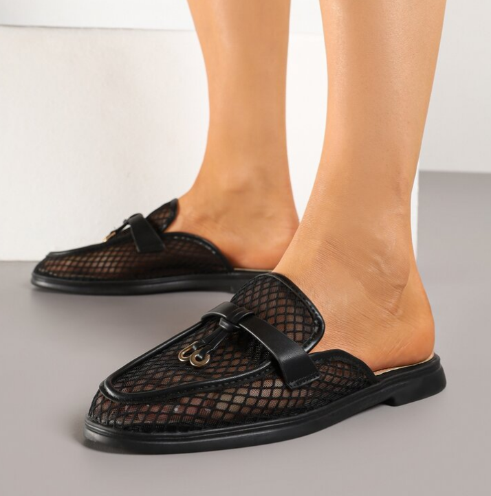 Babouche en maille transparente avec appliqué Teloviela