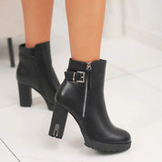 Demi botte en simili à talon haut