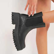 Brodequin femme style à plateforme crantée et intérieur fourré