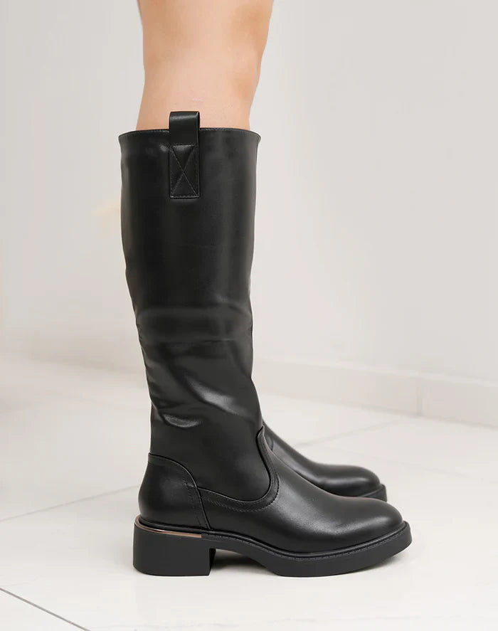 Bottes cavalières classiques avec détail doré