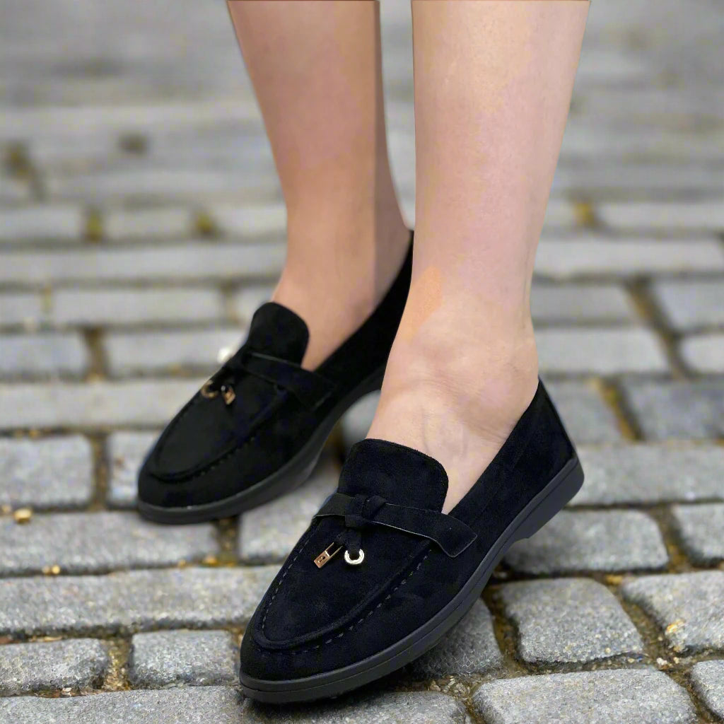 Mocassins Noirs en Suédine avec Détail Doré