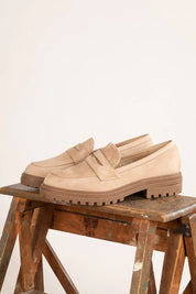 Mocassins plats en simili-daim