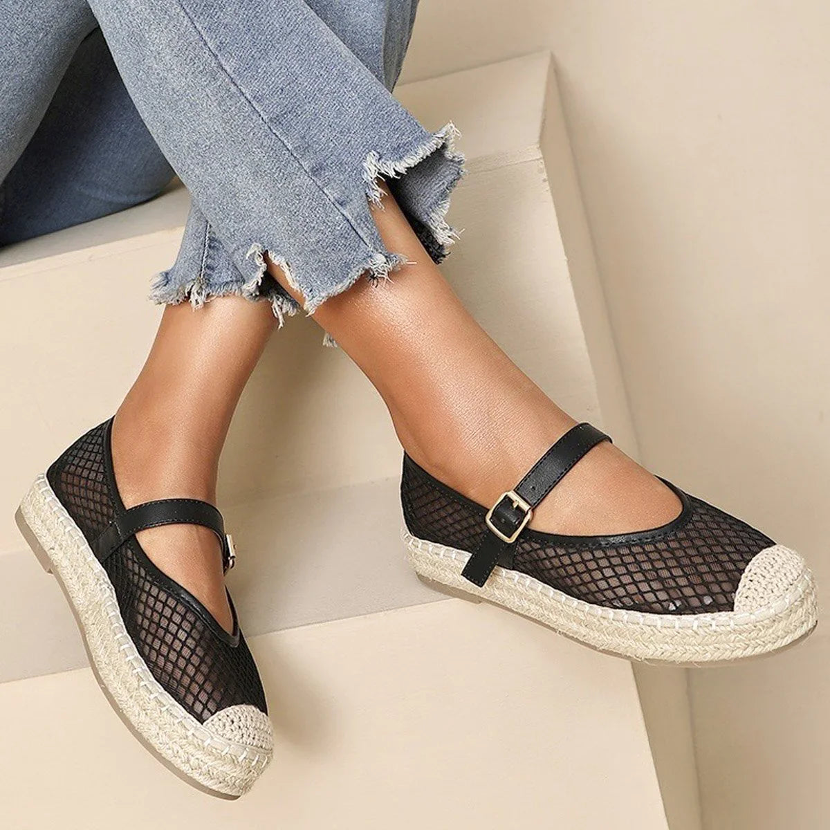 Ballerines pour femmes avec un design perforé moderne