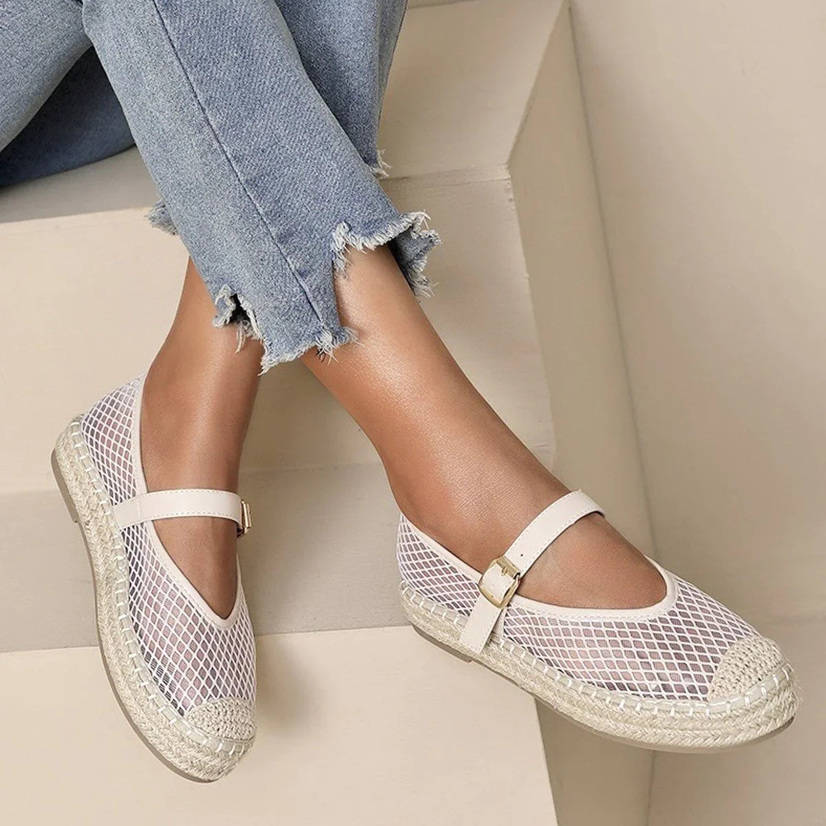 Ballerines pour femmes avec un design perforé moderne