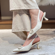 Escarpins à Motif Doré Élégants