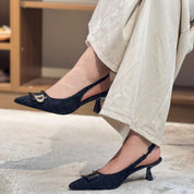 Escarpins à Motif Doré Élégants