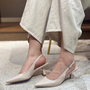 Escarpins slingback à boucle en strass