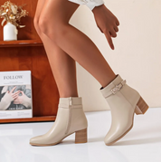 Demi botte en simili à talon bottier