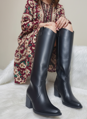 Bottes à talons hauts