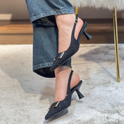 Élégance Naturelle – Les Slingbacks Texturés de l'Été