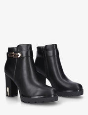 Demi botte à talon et boucle fantaisie