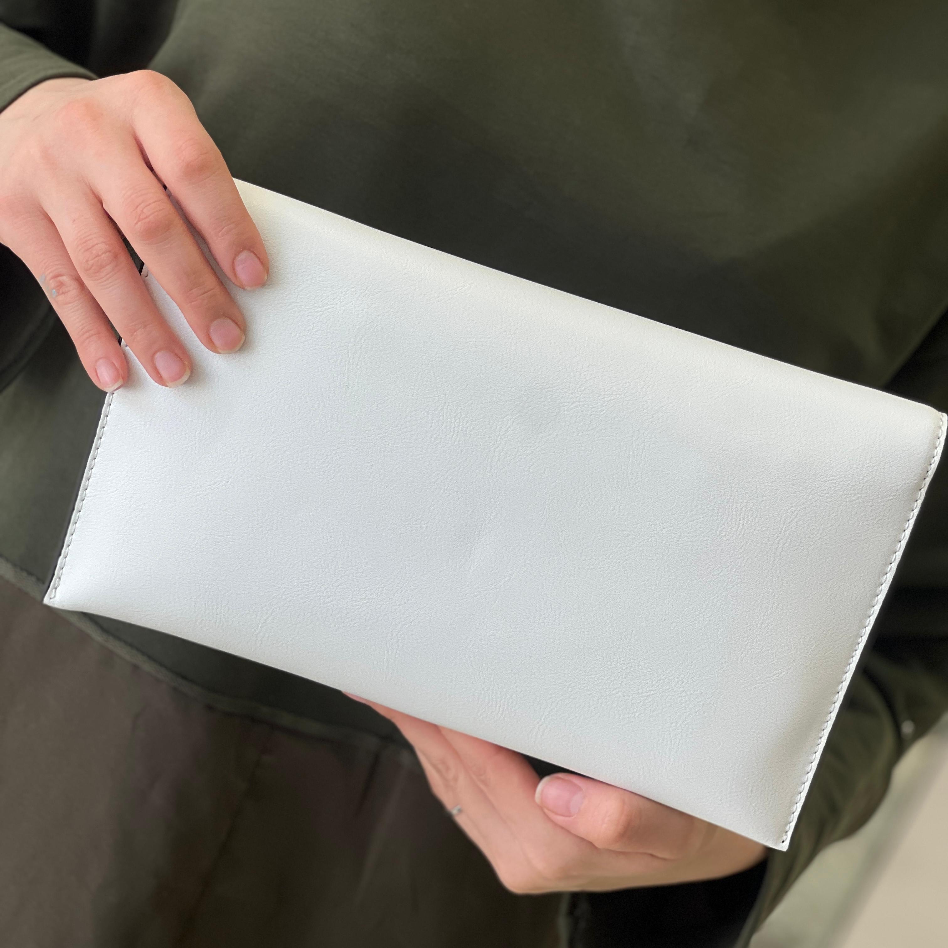 Pochette Bandoulière à Boucle Doré