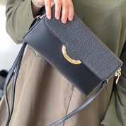 Pochette Bandoulière à Rabat Effet Broderie