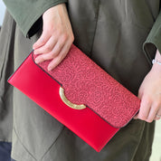 Pochette Bandoulière à Rabat Effet Broderie