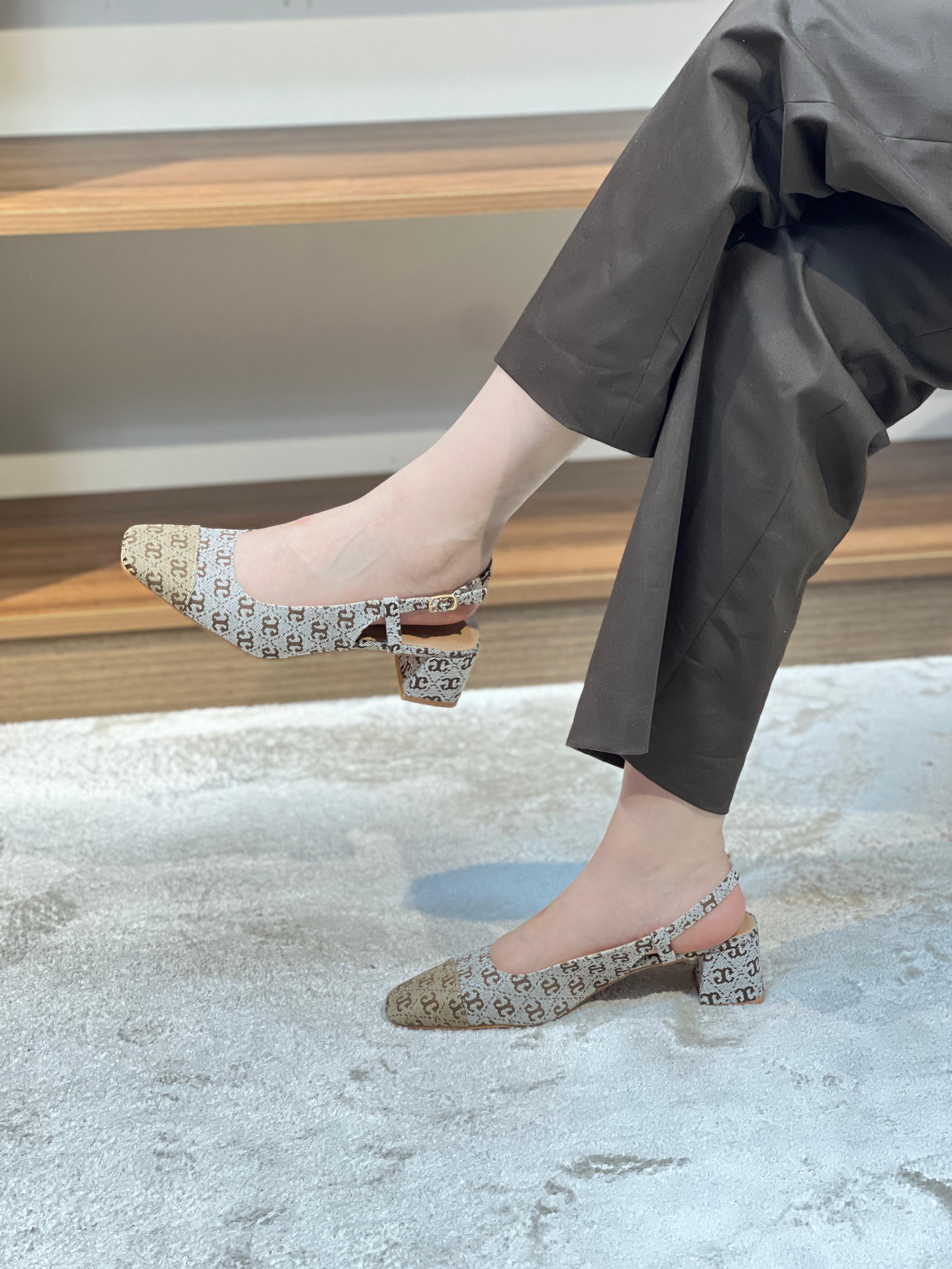 Escarpin à Talons Bloc Élégants