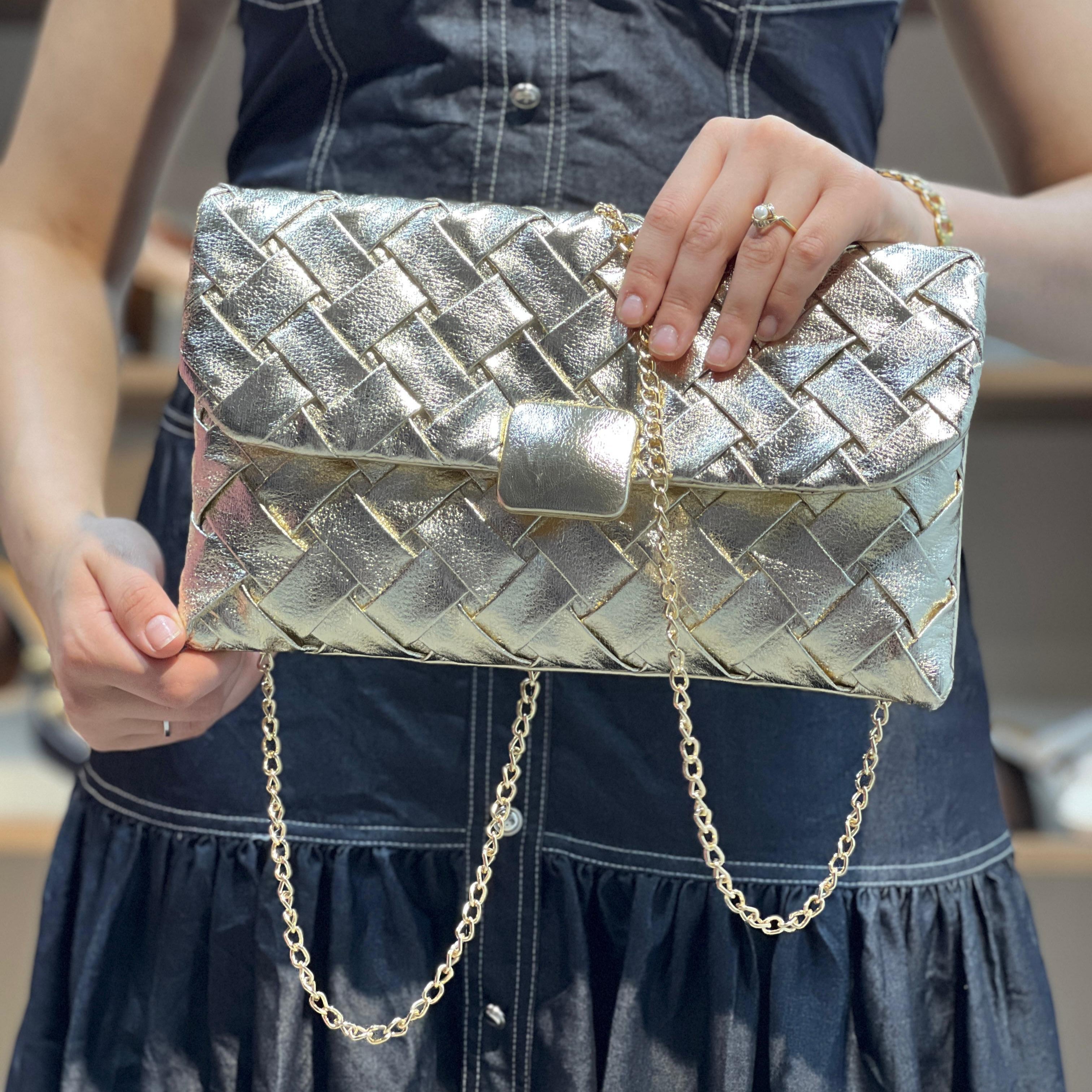 Pochette à rabat en similicuir argenté métallisé effet tissé